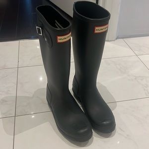 Hunter kids rain boots size 5g